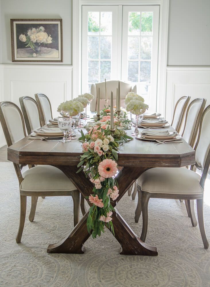 30 Best Dining Table Centerpieces That Will Brighten Your Home In 2023 for Choosing Your Centerpiece Considering the Montana Table for Your Dining Space