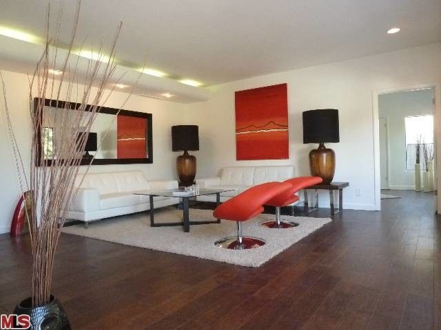 Holly Oak - Modern - Living Room - Los Angeles - By Gabriel Crouch Re ... with The Enduring Appeal of Vintage Oak in Modern Living Spaces