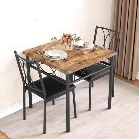 Cost-effective small dining tables that arrive pre-packed