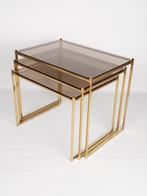 Mid Century Modern Gold Plated Nesting Side Tables | House Of Soraya with regard to Modern Nesting Side Tables With Magnetic Tray Tops And Minimal Metal Frame, White/Gold