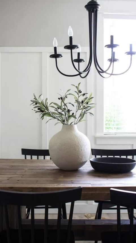 Modern Dining Table Decor Ideas regarding Modern Dining Table Decor Inspiration