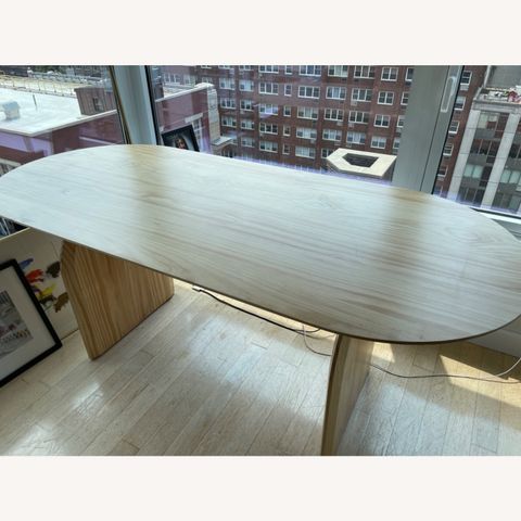 Solid Wood Oval Dining Table - Aptdeco throughout Ovale Solid Wood Dining Table