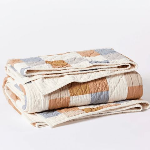 22 Best Quilts And Coverlets, Tested And Reviewed By Clever ... for Quilts Coverlets Editor Tested