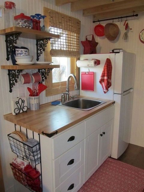 70 Tiny House Kitchen Storage Organization And Tips Ideas - Homixover ... in Tiny House Kitchen Organizing Lessons