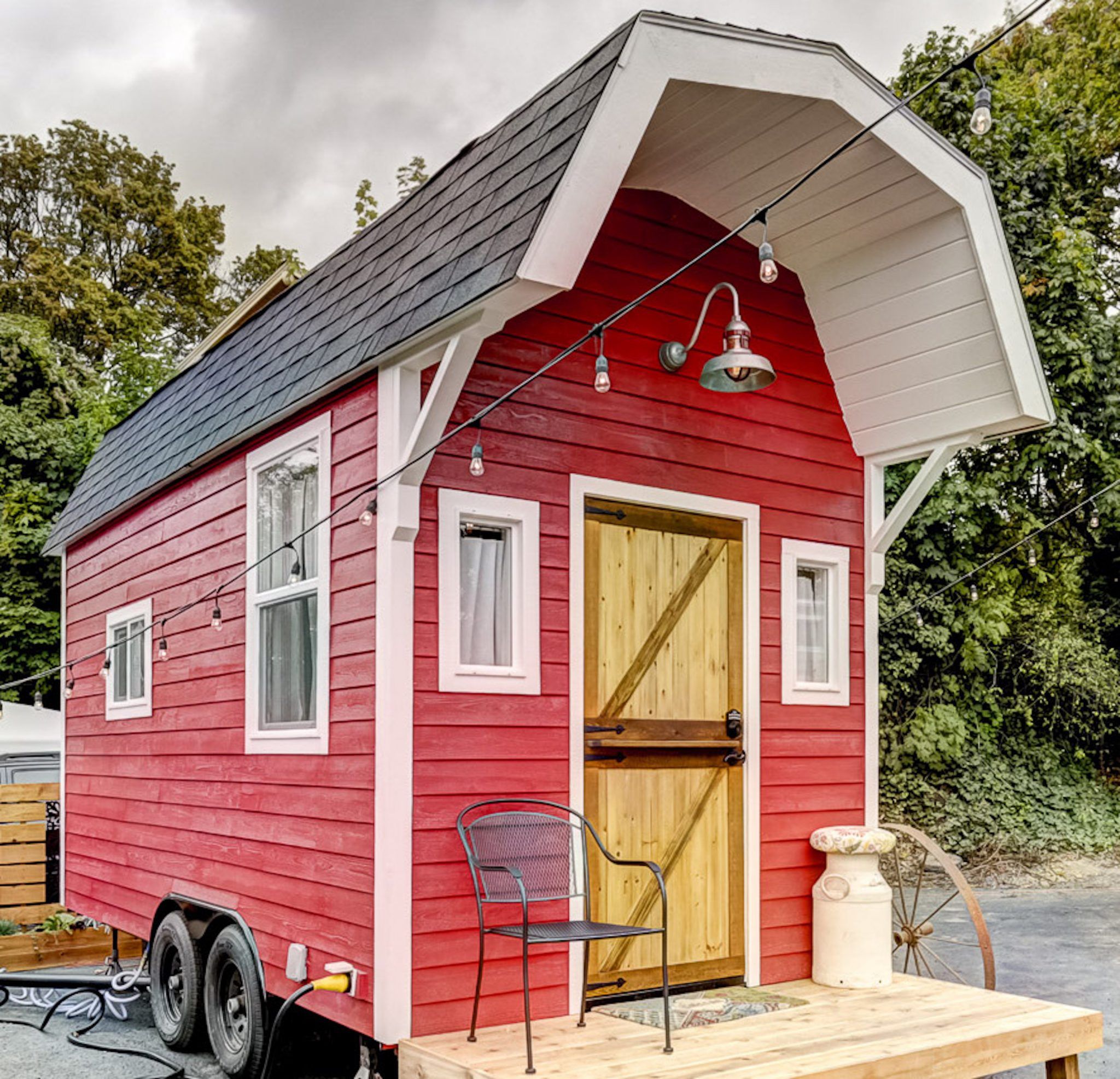 Why Most Tiny House Photos Are Misleading (And What Actually Works)