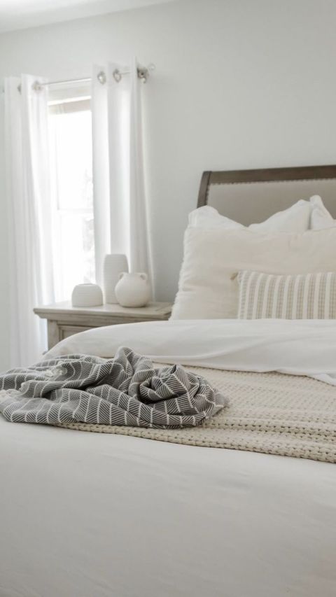 Cozy Earth Bedding | Minimalist Bedroom, Bedroom Makeover, Organization ... with Struggling With Small Apartment Bedding? Here's What's Really Going Wrong