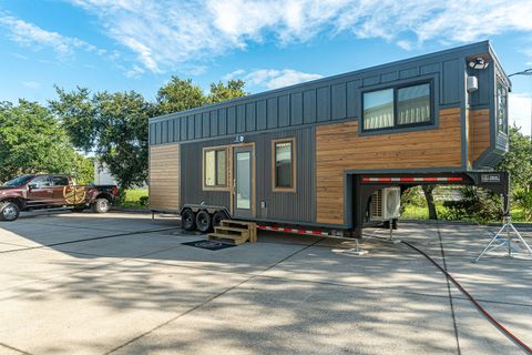 Custom Tiny Homes | Movable Roots | United States with regard to Tiny House Custom Built Tour