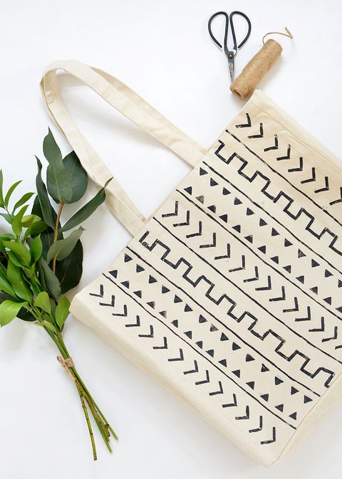 Diy Mudcloth Tote — Caroline Burke | Burkatron in Diy Mudcloth Fabric