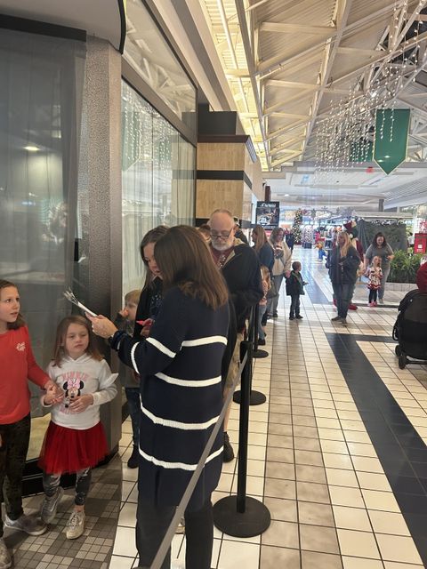 New Event Rental Space Brings Holiday Cheer To New Towne Mall - Newsymom for The Rental Holiday Cheer Tour Mistake That Cost Me $1,200