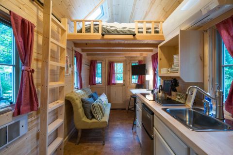 Scarlett Tiny House: Tour This Adorable Rental Available At Mt. Hood ... throughout Learning From Real Tiny Home Experiences and Lessons Learned