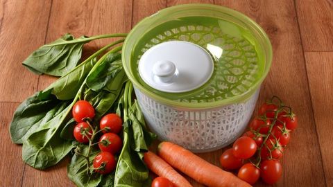 The Tomato Hack You Can Do With Your Salad Spinner - Mashed | Salad ... regarding Struggling With Bathroom Cleanliness? Here's What's Really Going Wrong