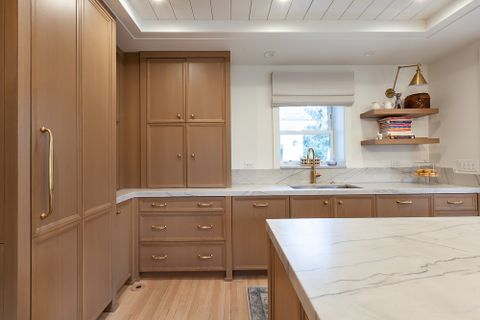 Rift White Oak Kitchen Cabinets In Glencoe, Illinois | Wheatland Custom ... pertaining to Why rift sawn white oak remains the gold standard for kitchen cabinetry